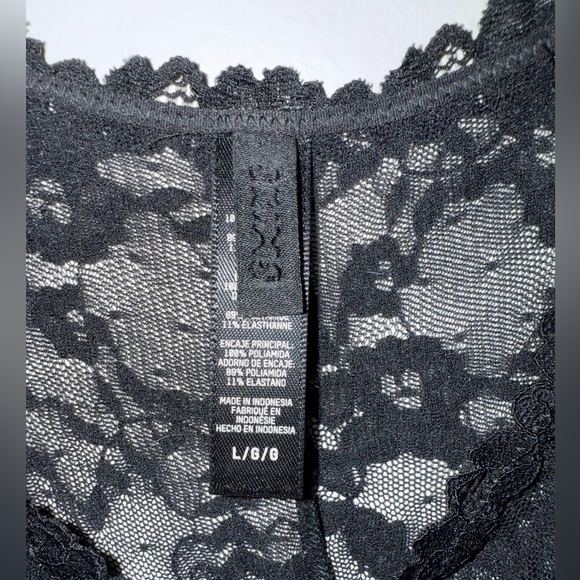 ✨RARE✨ SKIMS Sexy Stretch Lace Slipdress - Picture 4 of 6